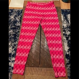 LulaRoe Hearts Valentines leggings